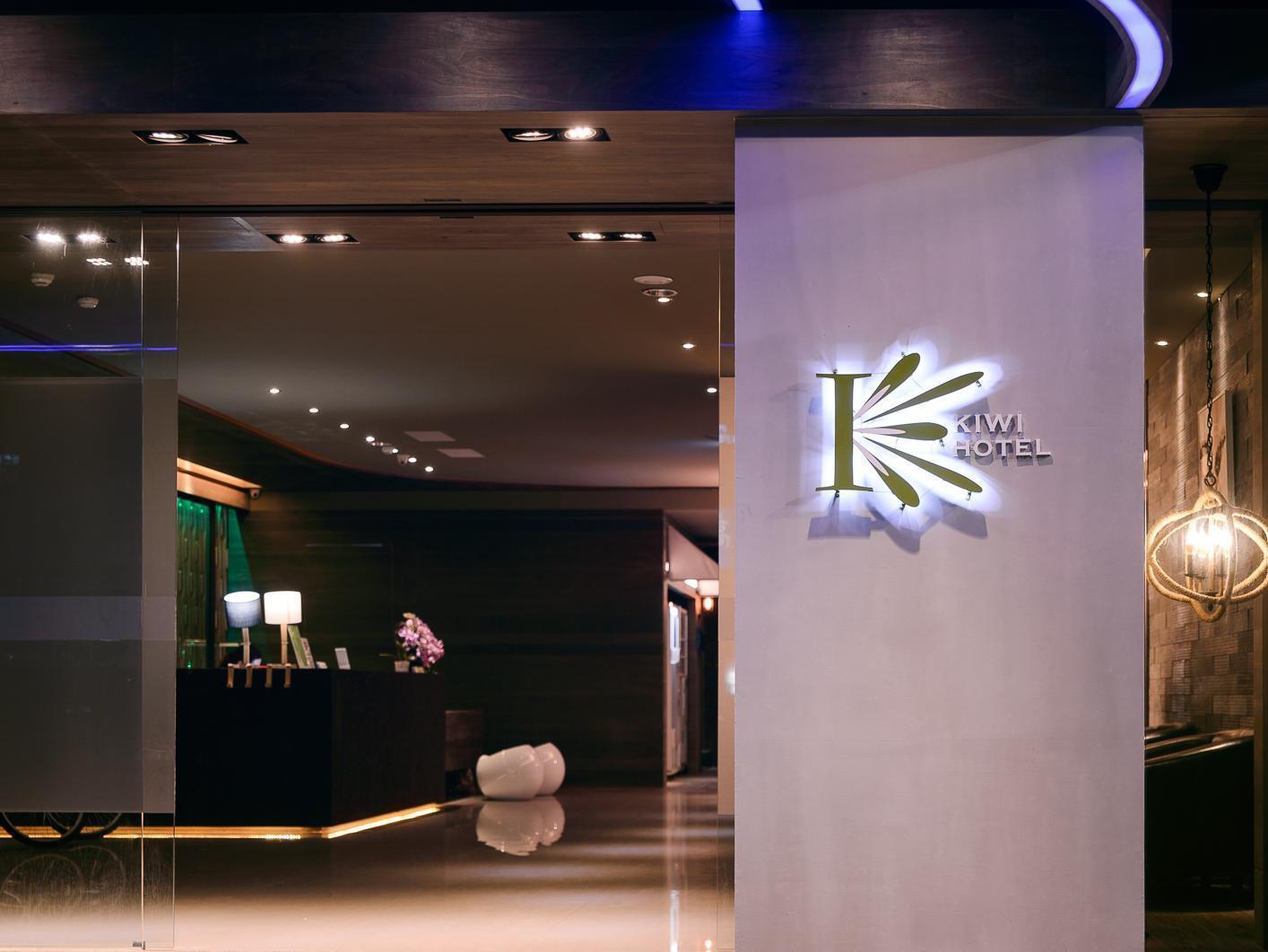 Kiwi Express Hotel - Jiuru Rd Kaohsiung Exterior foto